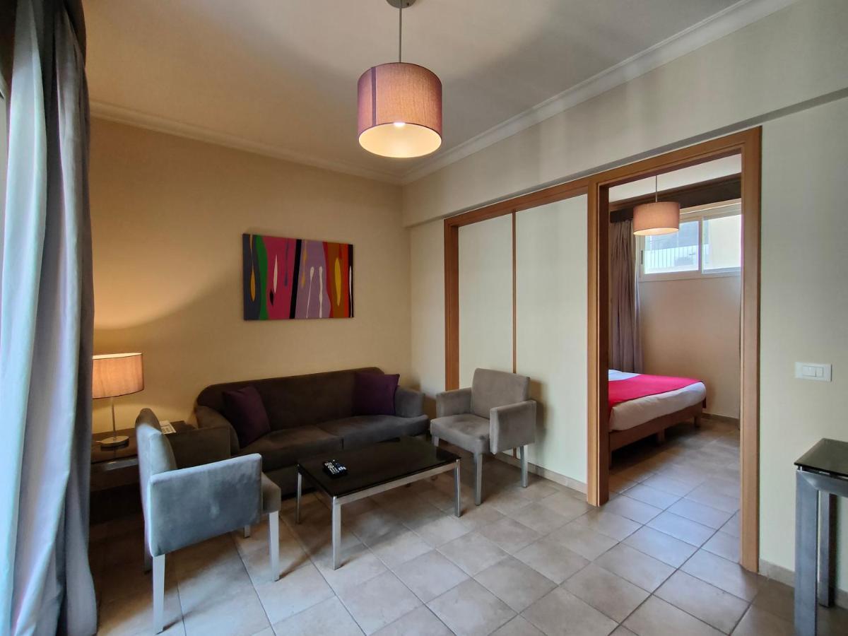 X2 By Smallville Apartment *