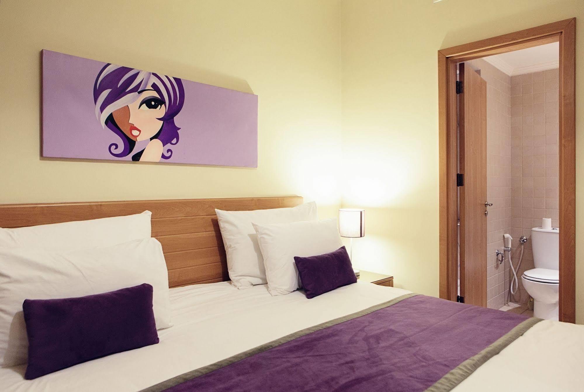X2 By Smallville Apartment *